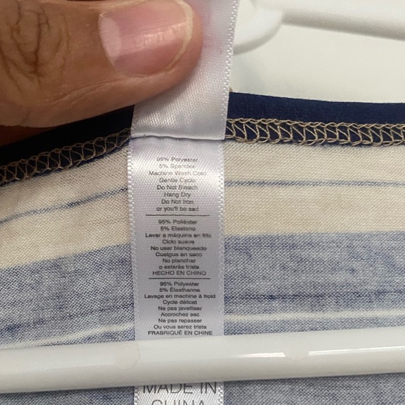 LuLaRoe Classic Tee - Picture 3 of 4